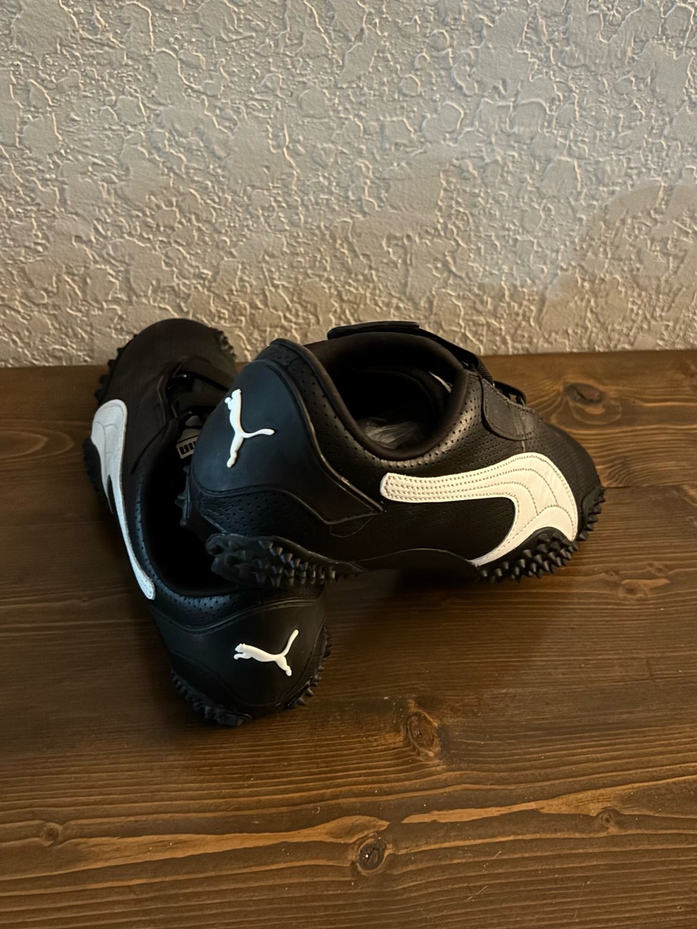 Puma Mostro OG Men’s Black & Athletic Shoes